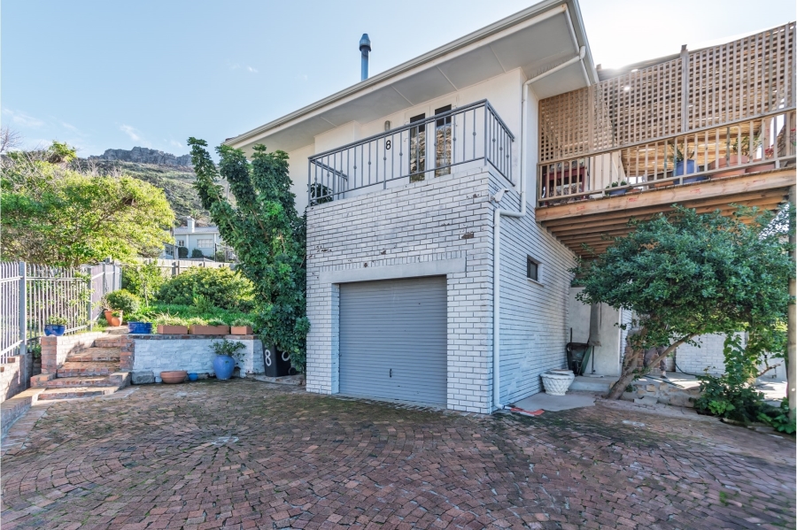2 Bedroom Property for Sale in Kalk Bay Western Cape